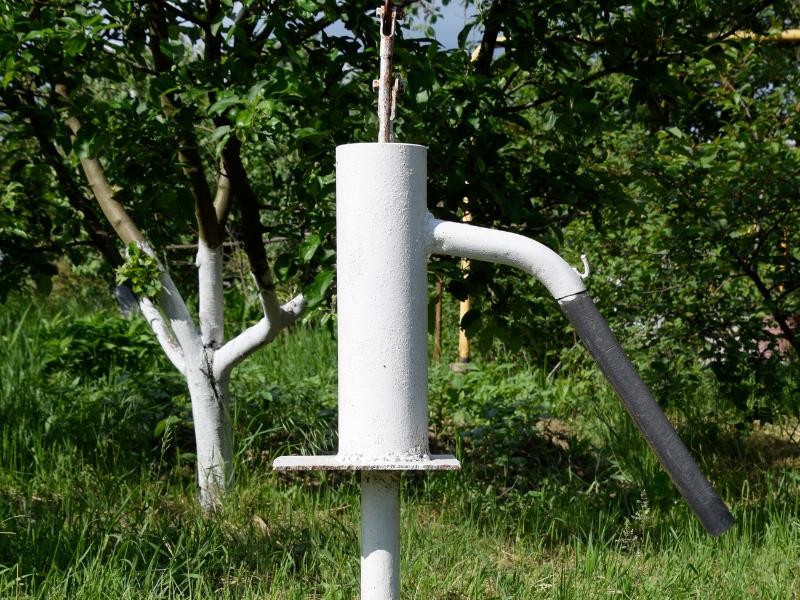 FERRO EM ÁGUA DE POÇO ARTESIANO: O QUE ISSO QUER DIZER?