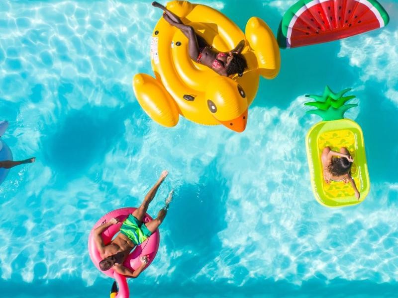 A IMPORTÂNCIA DE ANÁLISES LABORATORIAIS PARA GARANTIR A QUALIDADE DA ÁGUA DA PISCINA